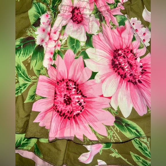 Beetlejuice London Floral Green and Pink Skirt - Picture 5 of 5